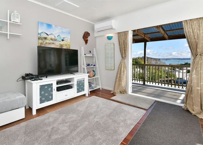  at 4A Kathy Terrace, Stanmore Bay, Whangaparaoa