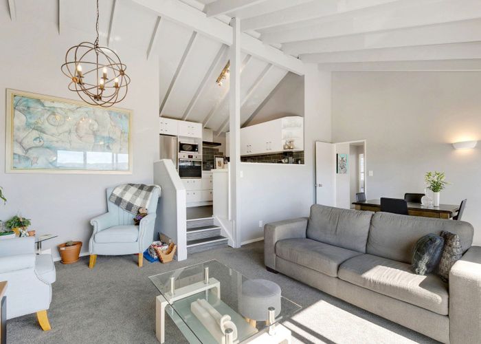  at 11 Leeward Drive, Whitby, Porirua