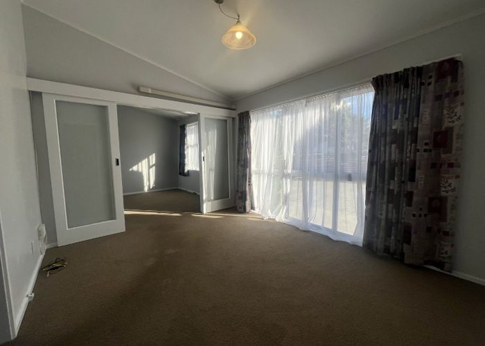  at 30 Akaroa Drive, Maupuia, Wellington, Wellington