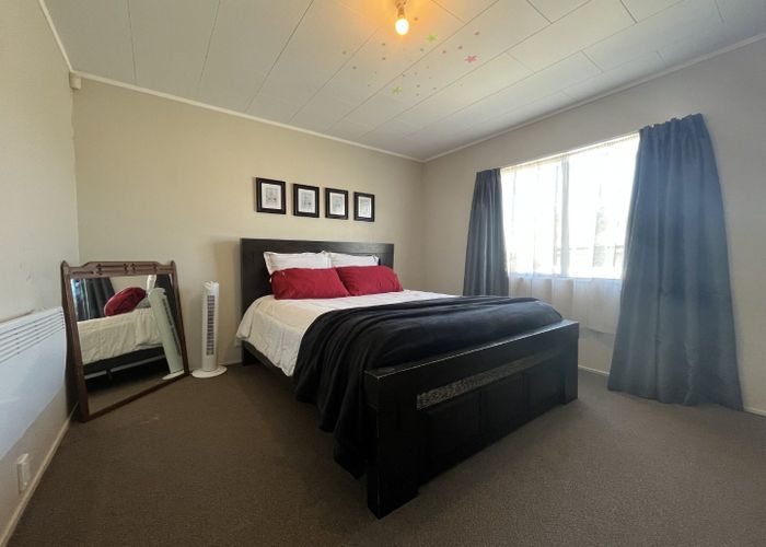  at 17 Bernina Place, Weymouth, Auckland