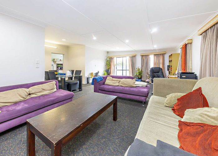  at 32A Rosella Road, Mangere East, Auckland