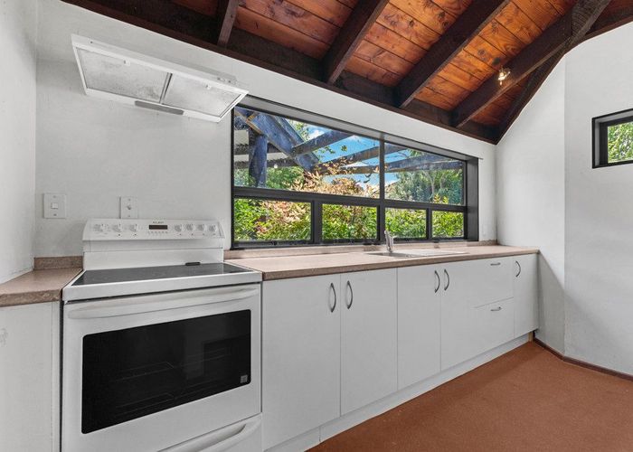  at 1/64 Mirrabooka Avenue, Botany Downs, Auckland