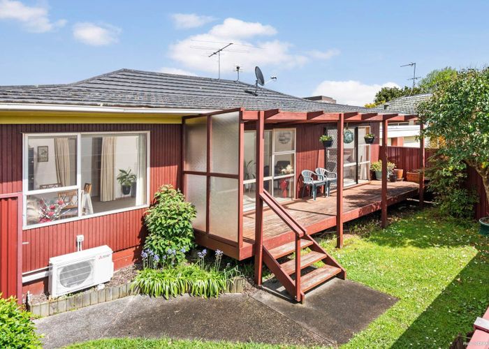  at 1/34 Matuhi Rise, Henderson, Waitakere City, Auckland
