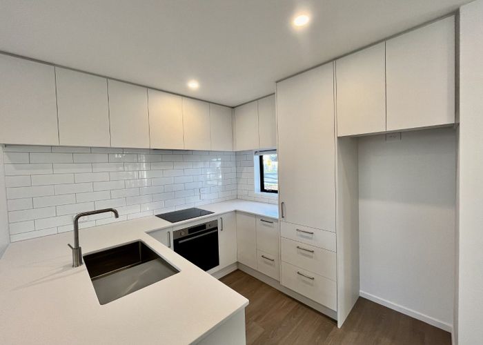  at 2/95 Linwood Avenue, Linwood, Christchurch City, Canterbury