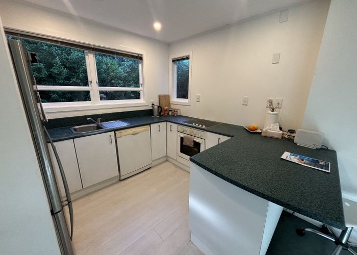  at 18 Sunshine Crescent, Kelson, Lower Hutt