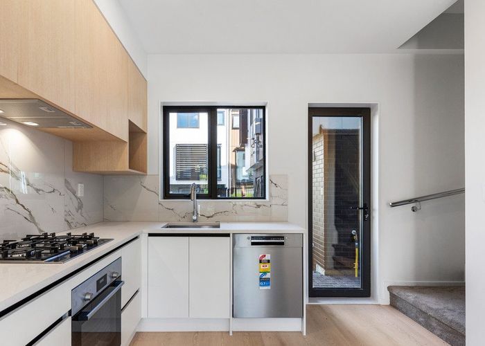  at C/20 Beatrix Street, Avondale, Auckland City, Auckland