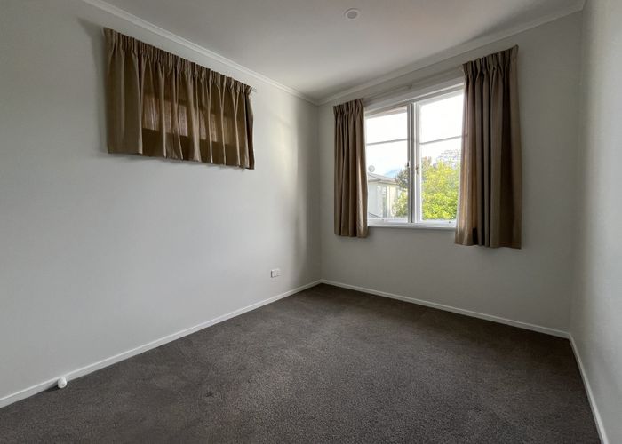  at 138 Luckens Road, West Harbour, Auckland