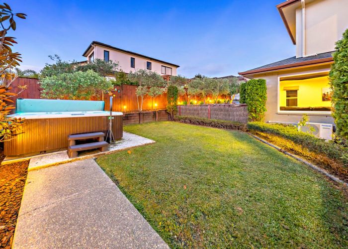  at 70 Gracechurch Drive, Flat Bush, Auckland