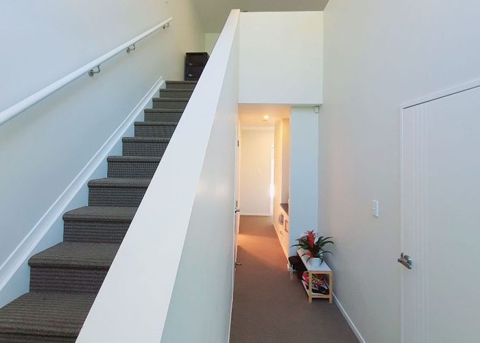  at 35/5 Perekia Street, Albany, North Shore City, Auckland