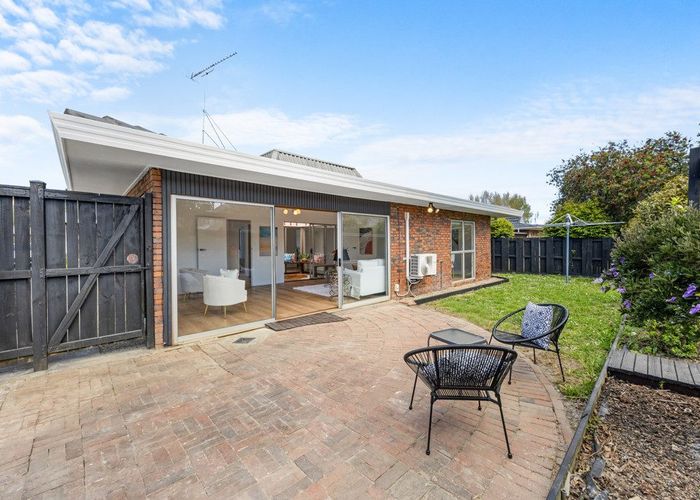  at 1/12 Imogene Way, Half Moon Bay, Manukau City, Auckland