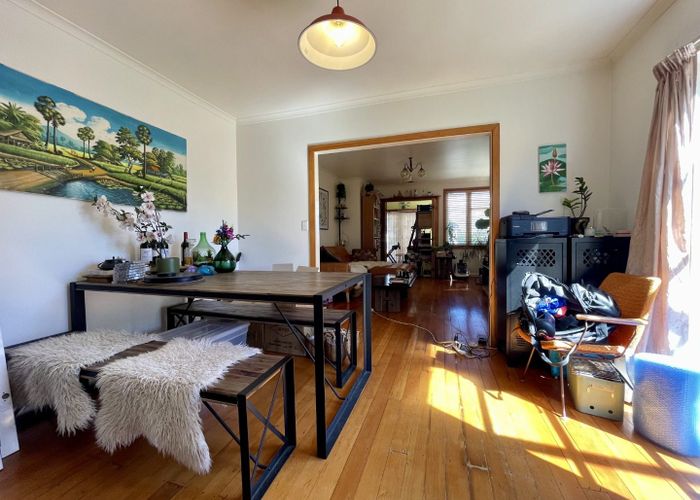  at 6 Dunkirk Terrace, Mount Albert, Auckland