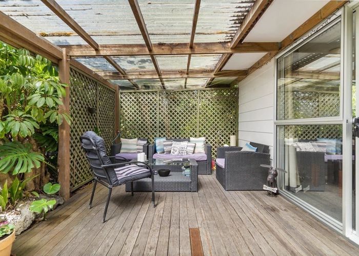 at 121 Oreil Avenue, West Harbour, Waitakere City, Auckland