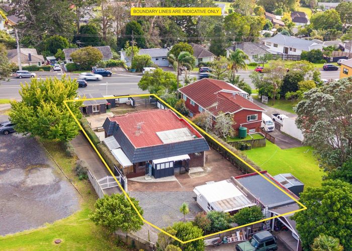  at 324 Wairau Road, Glenfield, North Shore City, Auckland