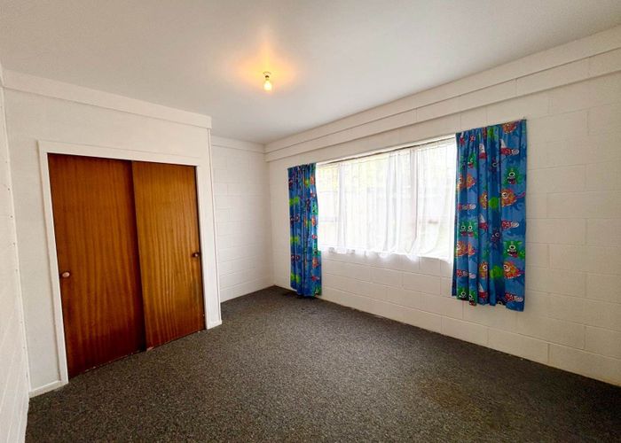  at 1/151 Farquhar Road, Glendene, Waitakere City, Auckland