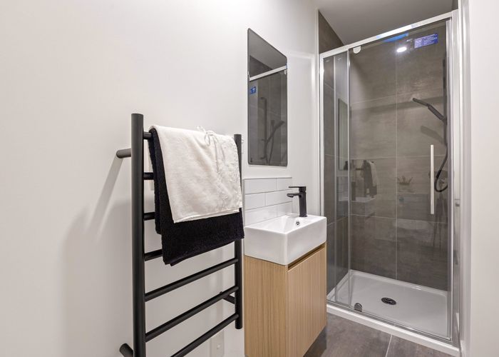  at 293C Flat Bush School Road, Flat Bush, Manukau City, Auckland