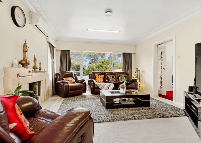  at 193 Titirangi Road, Titirangi, Auckland