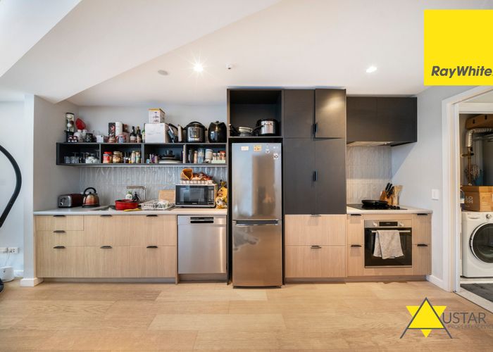  at 1/14 Todd Plaza, New Lynn, Waitakere City, Auckland