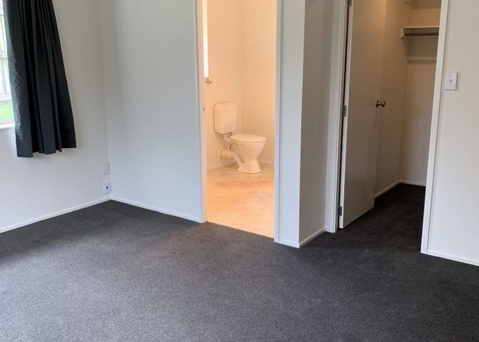  at 13 Chancery Close, Hamilton East, Hamilton