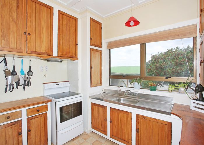  at 178 Logan Road, Buckland