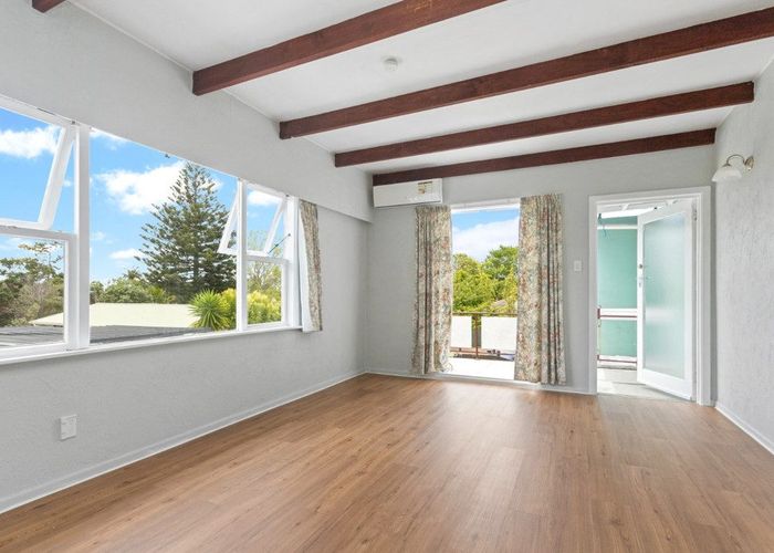  at 1/3177 Great North Road , New Lynn, Waitakere City, Auckland