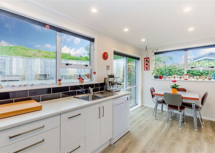  at 11 Mutu Road, Paekakariki