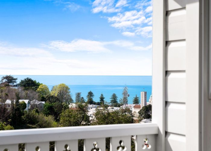  at 18 Sealy Road, Bluff Hill, Napier, Hawke's Bay