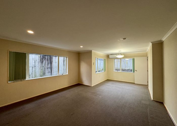  at 24 Lissleton Drive, Dannemora, Manukau City, Auckland