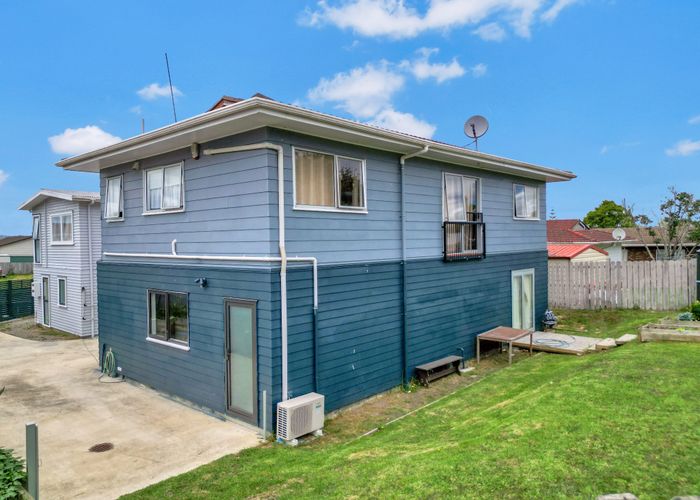  at 25 Secretariat Place, Randwick Park, Manukau City, Auckland