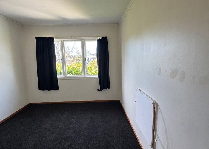  at 74 Kervil Ave, Te Atatu Peninsula, Waitakere City, Auckland
