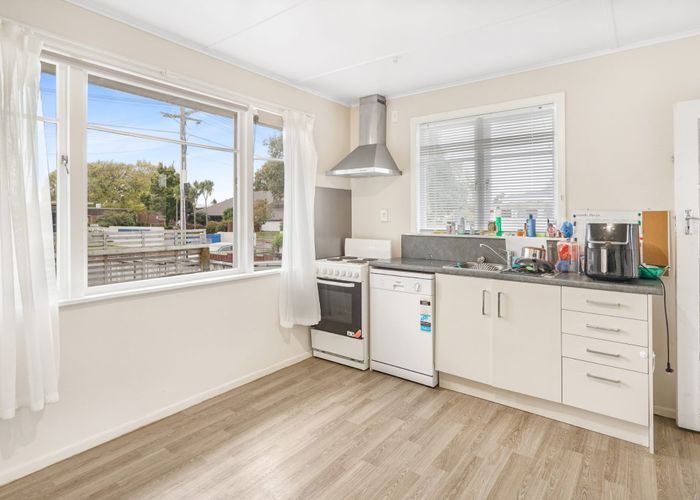  at 136 Masters Avenue, Silverdale, Hamilton