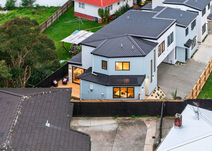  at 121E Vodanovich Road, Te Atatu South, Waitakere City, Auckland