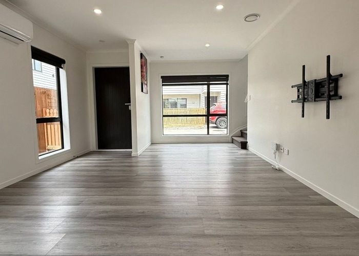  at 3/212 Portage road , Papatoetoe, Manukau City, Auckland