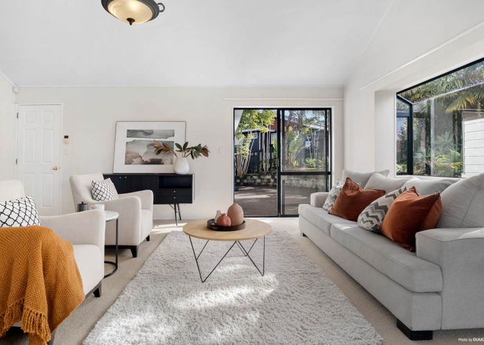  at 43 Palomino Drive, Henderson, Auckland