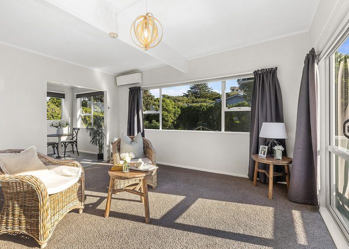  at 4A/7 Terrace Road, Titahi Bay, Porirua, Wellington