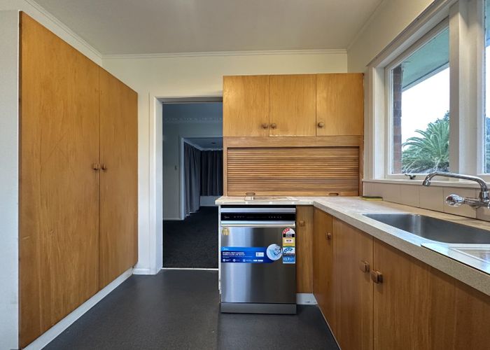  at 3  Bleakhouse Road, Mellons Bay, Manukau City, Auckland