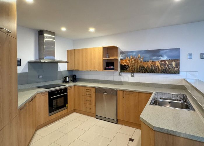  at 702/87 Kilmore Street, City Centre, Christchurch City, Canterbury