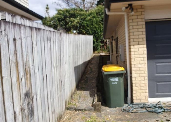  at 52B Royal View Road, Te Atatu South, Waitakere City, Auckland