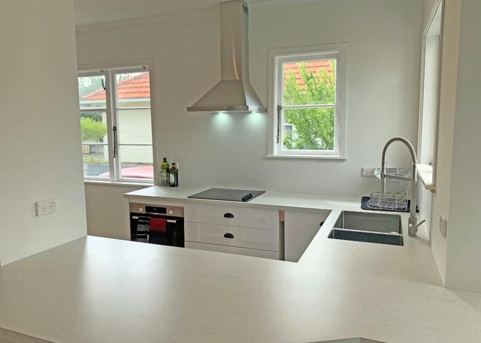  at 17 Ihle Street, Terrace End, Palmerston North, Manawatu / Whanganui