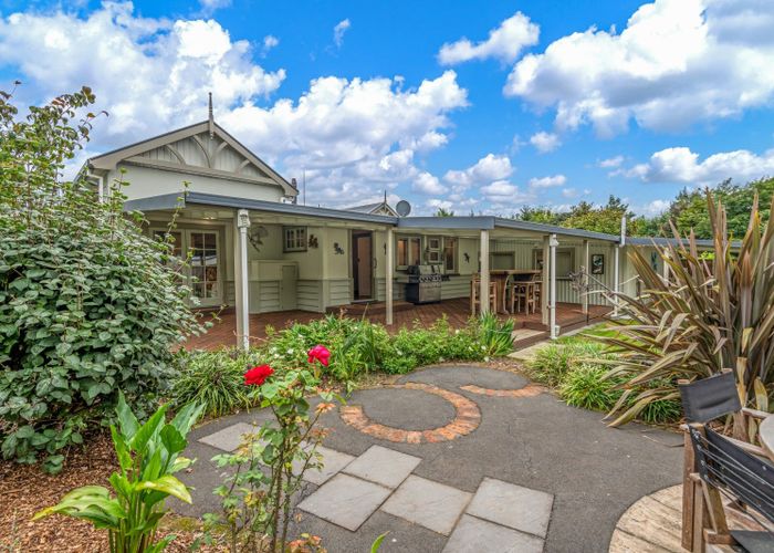  at 81265 State Highway 2, Mangatainoka, Pahiatua