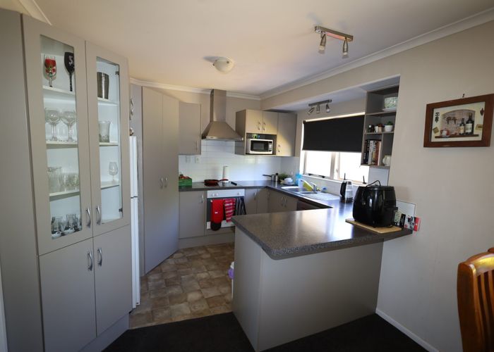  at 142 Waitaha Road, Welcome Bay, Tauranga, Bay Of Plenty