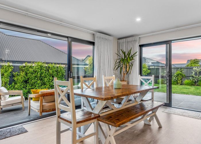  at 4 Selfe Crescent, Marshland, Christchurch City, Canterbury