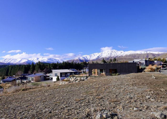  at 2 Rankin Rise, Lake Tekapo