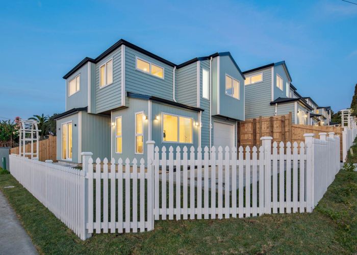  at 31 College Road, Northcote, North Shore City, Auckland