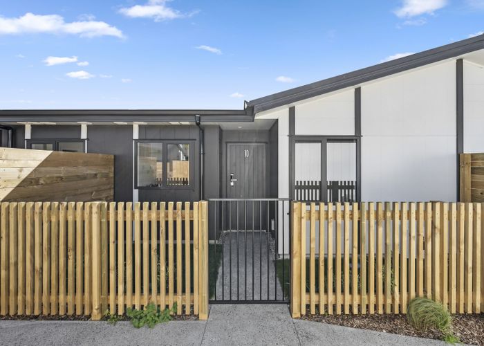  at 1/425 Dey Street, Hamilton East, Hamilton, Waikato