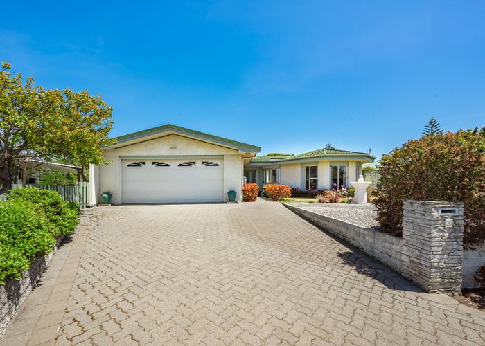  at 20 Freyberg Crescent, Waikanae Beach, Kapiti Coast, Wellington