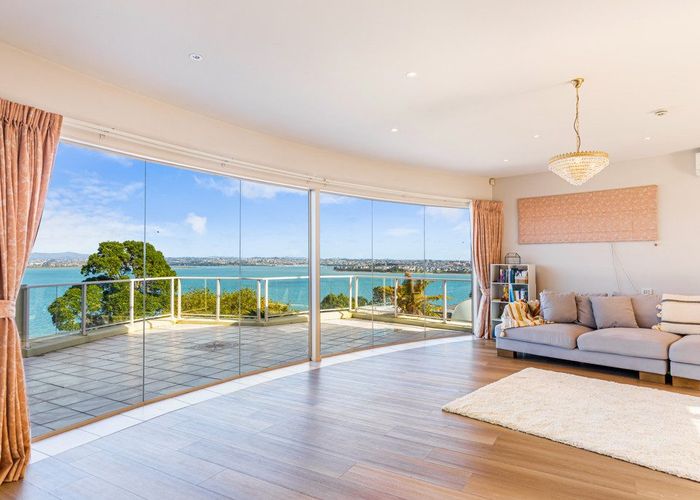  at 9 Brigantine Drive, Beach Haven, North Shore City, Auckland