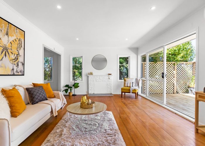  at 51 Smythe Road, Henderson, Waitakere City, Auckland