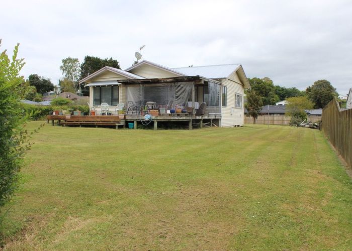  at 27 Rose Street, Tirau