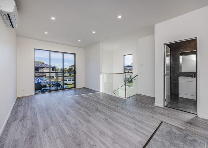 at 40A&B Innismara Avenue, Wattle Downs, Manukau City, Auckland