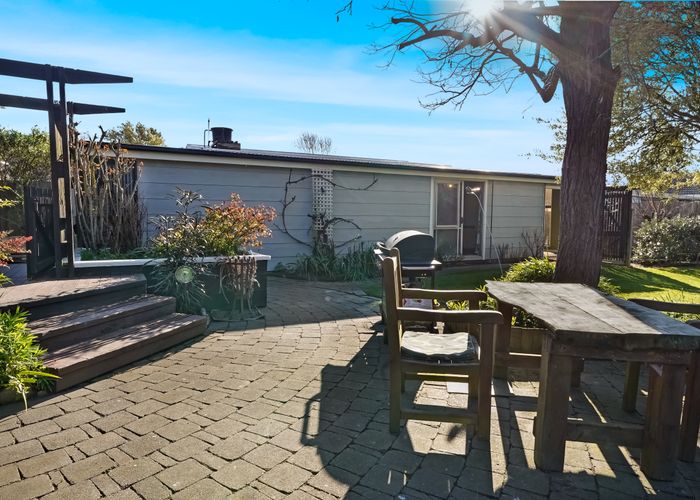  at 43 Acacia Avenue, Upper Riccarton, Christchurch